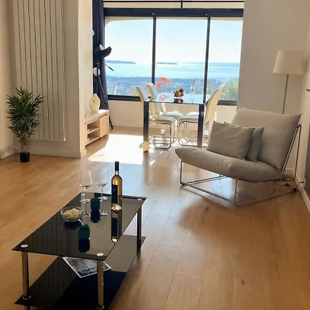 Les Ecrivains Apartamento Mandelieu
